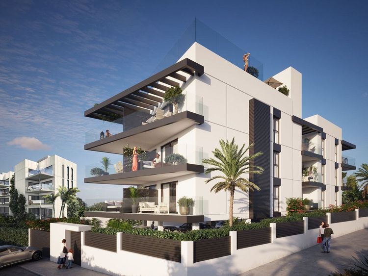 Apartment | Resale in Fuengirola in Fuengirola Others, Costa del Sol - Photo 3
