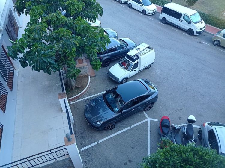 Apartment | Resale in Marbella in Marbella Others, Costa del Sol - Photo 5