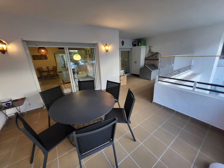 Apartment | Resale in Puerto Banús in Puerto Banús, Costa del Sol - Photo 3