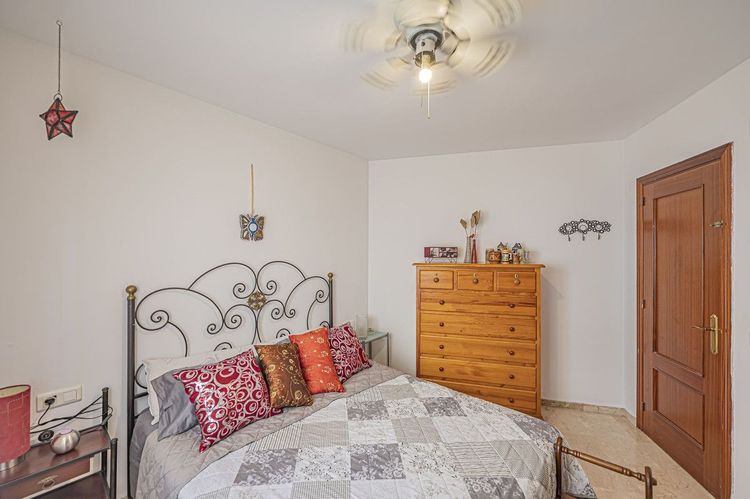 Apartment | Resale in Marbella in Marbella Others, Costa del Sol - Photo 4