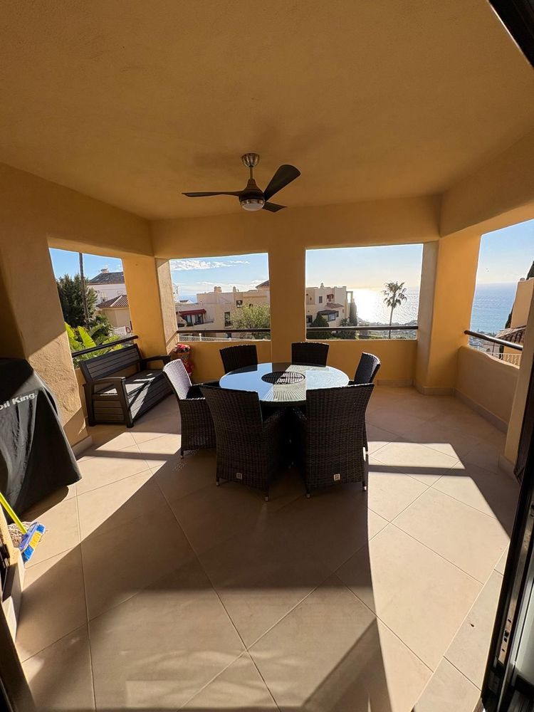 Apartment | Resale in Benalmadena Pueblo in Benalmadena Pueblo, Costa del Sol - Main property photo
