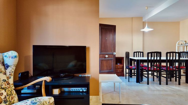 House | Resale in Torremolinos in Torremolinos Others, Costa del Sol - Photo 5