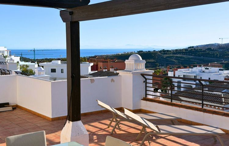 Penthouse | Resale in Casares Playa in Casares Playa, Costa del Sol - Photo 3