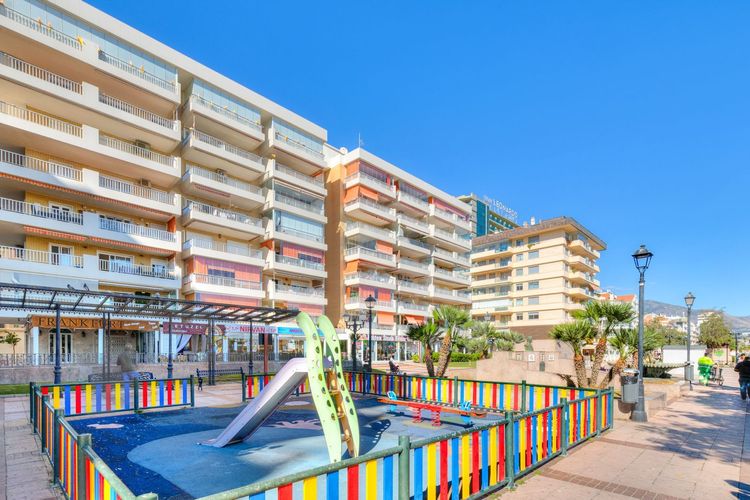Apartment | Resale in Fuengirola in Fuengirola Others, Costa del Sol - Photo 3
