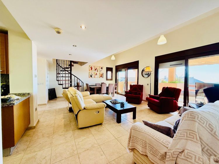 Penthouse | Resale in Benalmadena Pueblo in Benalmadena Pueblo, Costa del Sol - Photo 5