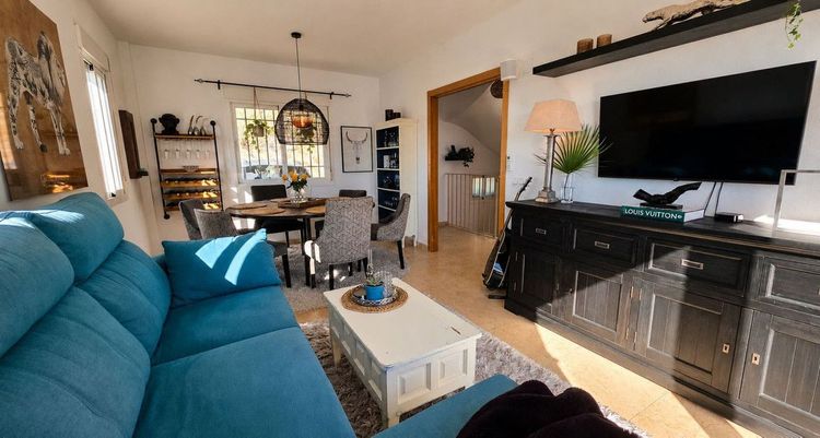House | Resale in Casares in Casares Others, Costa del Sol - Photo 4