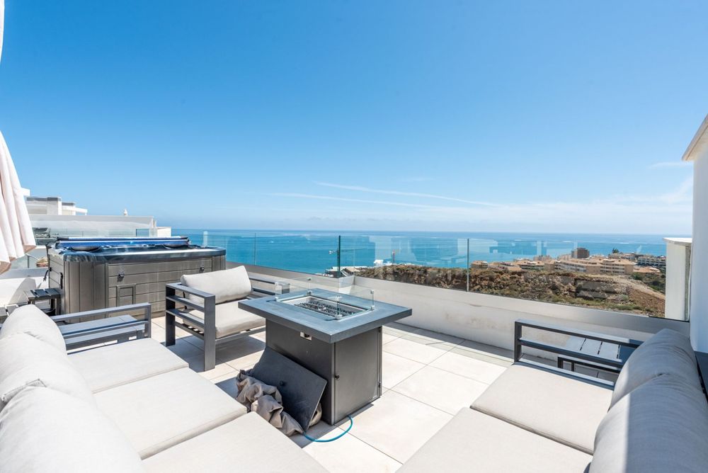 Apartment | Resale in Fuengirola in Fuengirola, Costa del Sol - Main property photo