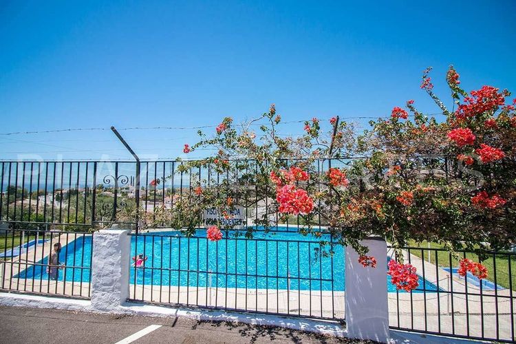 House | Resale in Nerja in Nerja, Costa del Sol - Photo 5