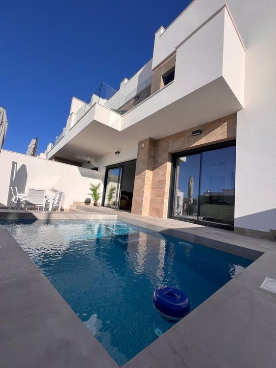 House | Resale in Los Montesinos in Los Montesinos, Costa Blanca - Photo 3