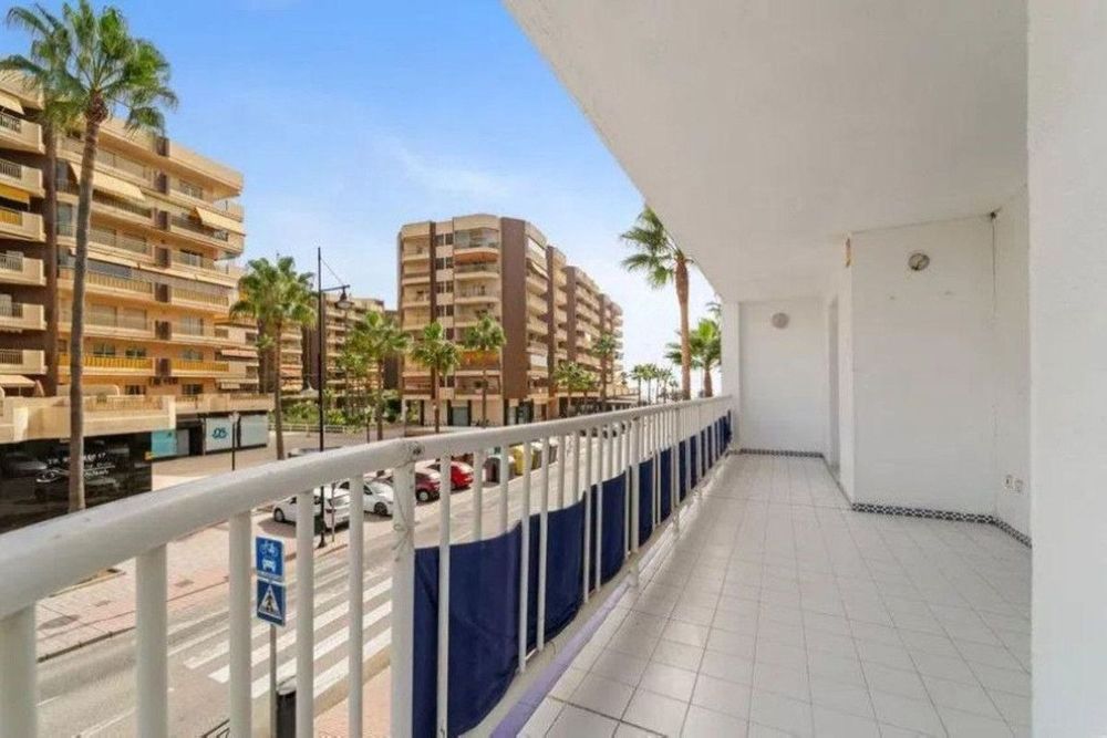 Apartment | Resale in Fuengirola in Fuengirola Others, Costa del Sol - Main property photo