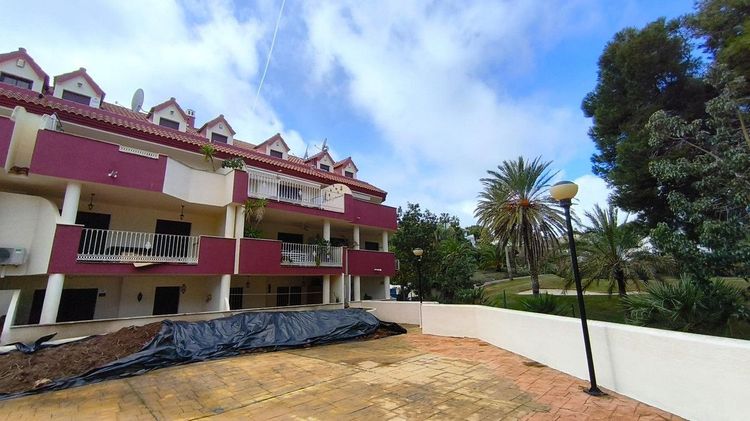 Apartment | Resale in Benalmadena in Benalmadena Others, Costa del Sol - Photo 4