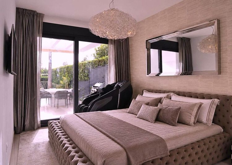 Apartment | Resale in Atalaya in Atalaya, Costa del Sol - Photo 3