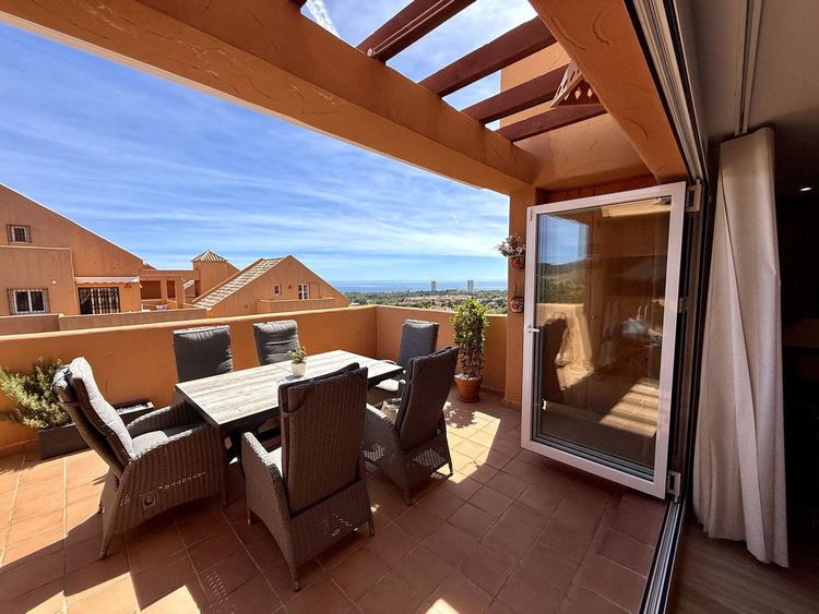Apartment | Resale in Elviria - Development photo 1