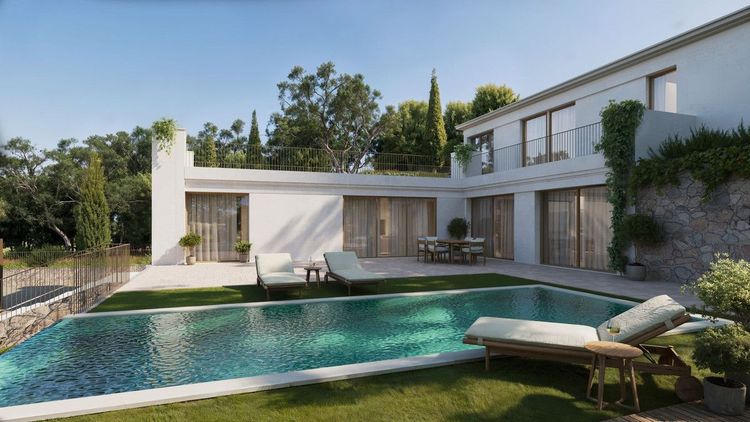 House | Resale in Elviria in Elviria, Costa del Sol - Photo 5