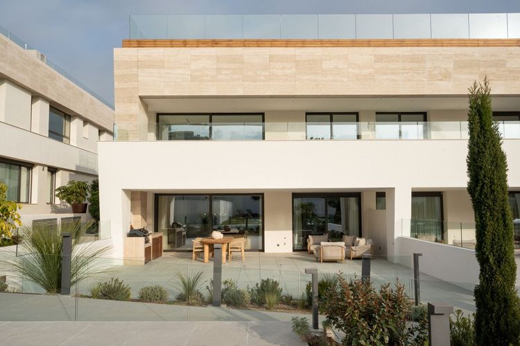 Apartment | Resale in The Golden Mile - Development photo 1