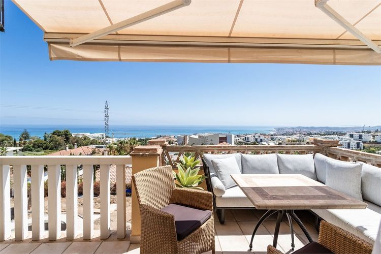 Penthouse | Resale in Higueron in Higueron, Costa del Sol - Photo 3
