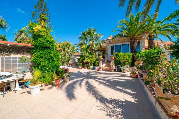 House | Resale in Rojales in Rojales, Costa Blanca - Photo 3
