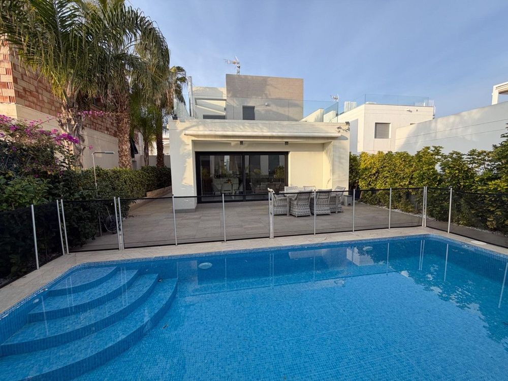 House | Resale in Rojales in Rojales, Costa Blanca - Main property photo