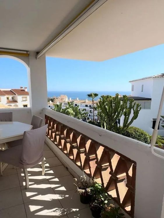 Apartment | Resale in Benalmadena in Benalmadena Others, Costa del Sol - Photo 4