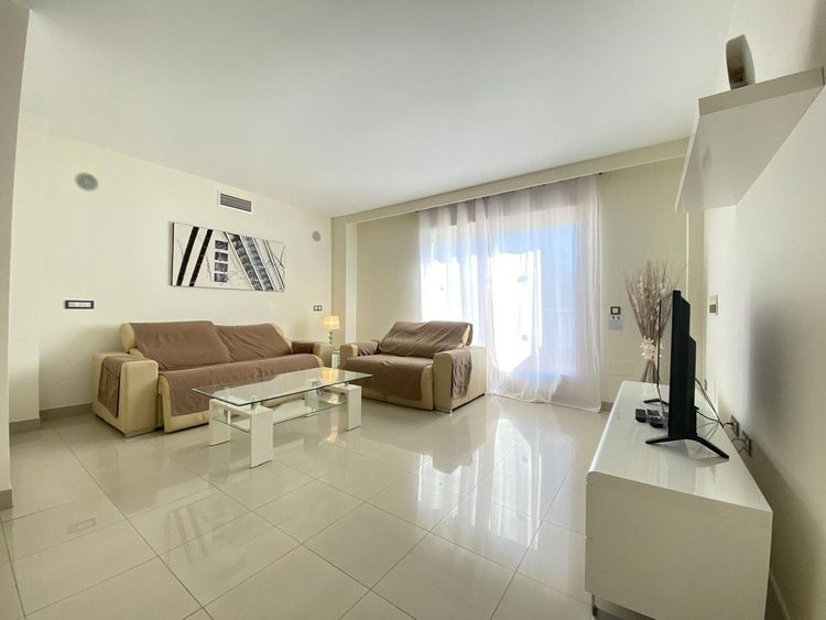Penthouse | Resale in Estepona in Estepona, Costa del Sol - Photo 4