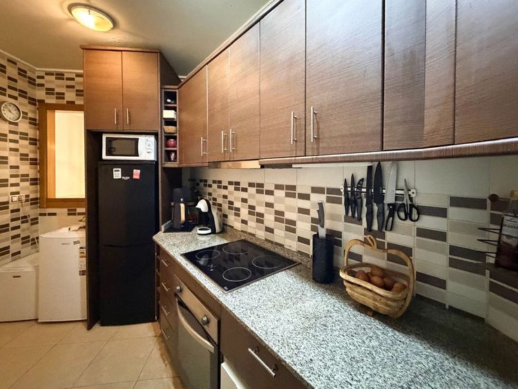 Apartment | Resale in Torrevieja in Torrevieja, Costa Blanca - Photo 3