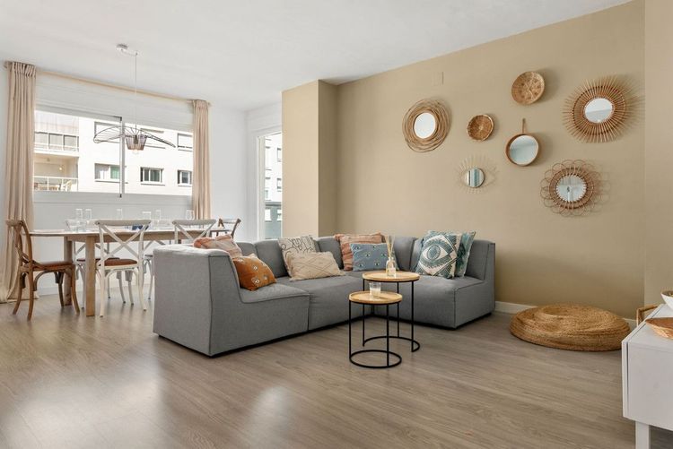 Apartment | Resale in Estepona in Estepona, Costa del Sol - Photo 2