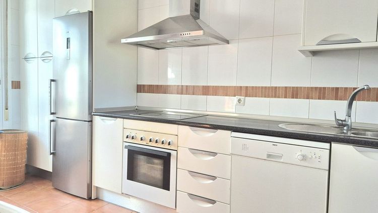 House | Resale in Alhaurin Golf in Alhaurin Golf, Costa del Sol - Photo 4