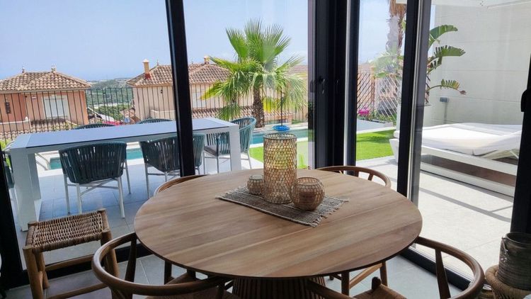 House | Resale in Polop in Polop, Costa Blanca - Photo 3