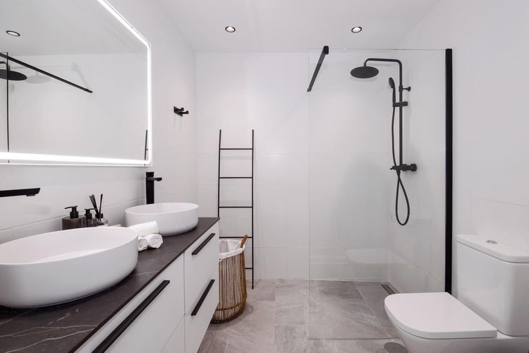 Apartment | Resale in La Campana in La Campana, Costa del Sol - Photo 5