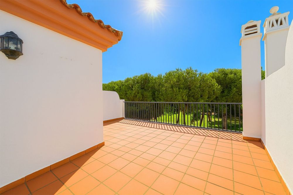 House | Resale in Cabopino in Cabopino, Costa del Sol - Main property photo