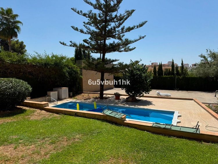 House | Resale in Campo Mijas in Campo Mijas, Costa del Sol - Photo 3