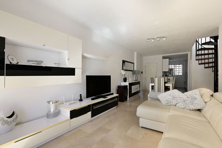 Penthouse | Resale in Riviera del Sol in Riviera del Sol, Costa del Sol - Photo 3