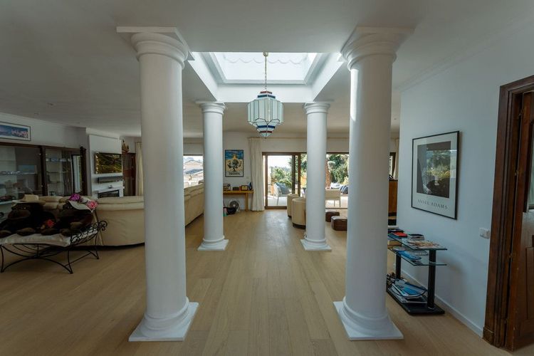 House | Resale in Benahavís in Benahavís Others, Costa del Sol - Photo 3