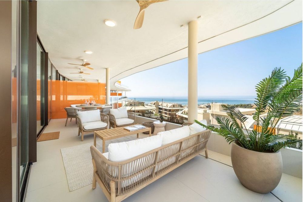 Apartment | Resale in Fuengirola in Fuengirola Others, Costa del Sol - Main property photo