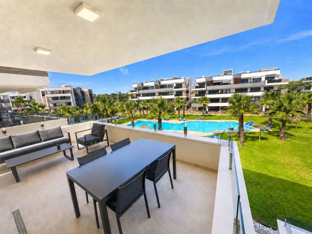 Apartment | Resale in Los Altos in Costa Blanca - Main property photo