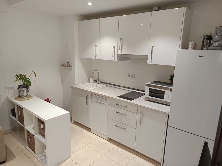 Apartment | Resale in Torremolinos Centro in Torremolinos Centro, Costa del Sol - Photo 5