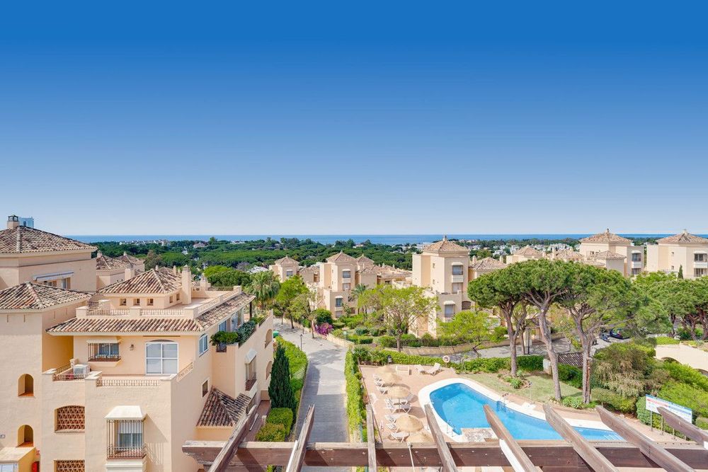 Penthouse | Resale in Elviria in Elviria, Costa del Sol - Main property photo