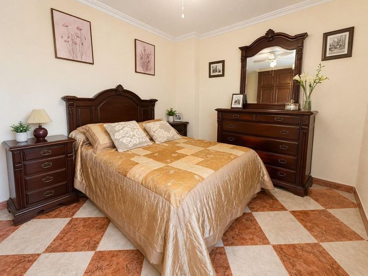 Apartment | Resale in Málaga in Málaga, Costa del Sol - Photo 5