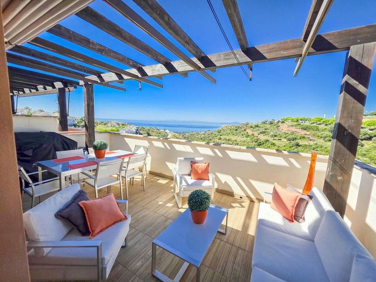 Penthouse | Resale in Punta Chullera - Development photo 1