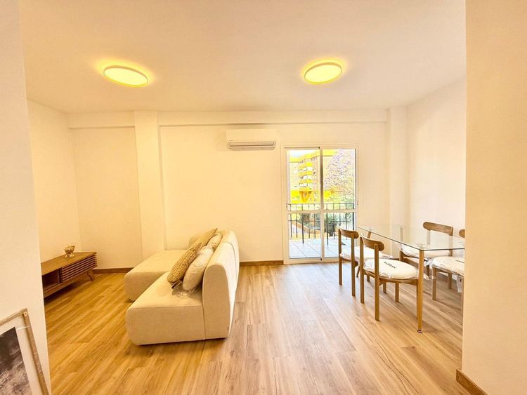 Apartment | Resale in Arroyo de la Miel in Arroyo de la Miel, Costa del Sol - Photo 2