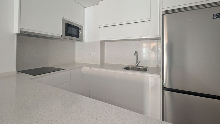 Apartment | Resale in Mijas Costa in Mijas Costa, Costa del Sol - Photo 3