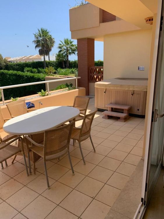 Apartment | Resale in El Chaparral - Development photo 1
