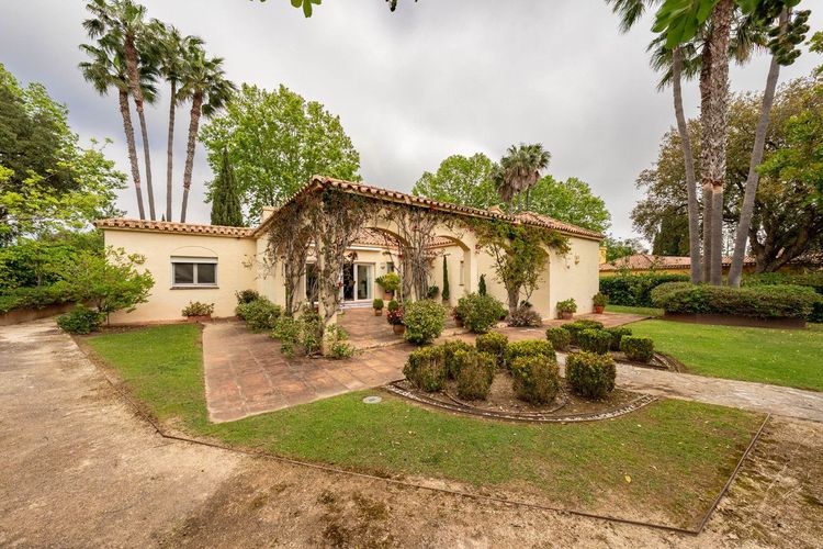 House | Resale in Sotogrande Alto in Sotogrande Alto, Costa del Sol - Photo 3