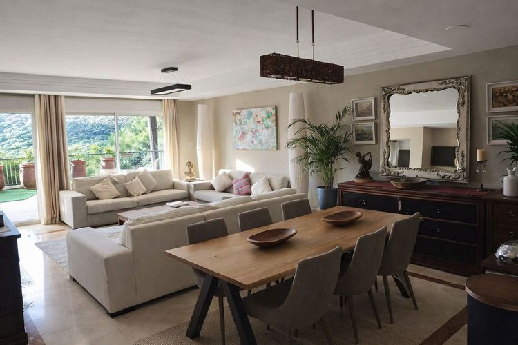 Apartment | Resale in San Roque in San Roque, Costa del Sol - Photo 5
