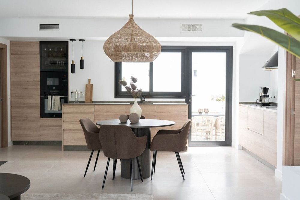 Apartment | Resale in Nueva Andalucía in Nueva Andalucía Others, Costa del Sol - Main property photo