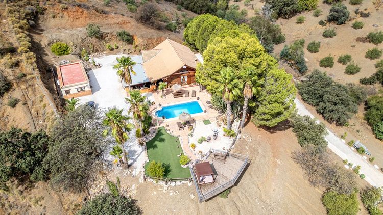 listing card gallery