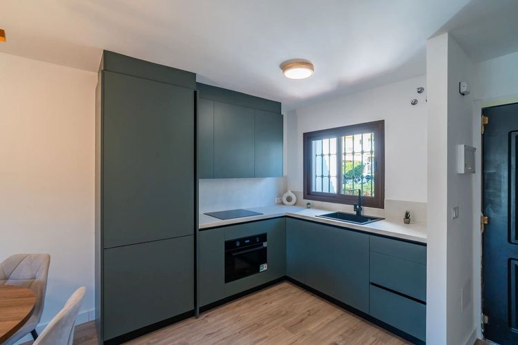 House | Resale in Mijas in Mijas Others, Costa del Sol - Photo 4