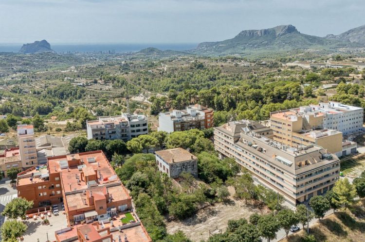 House | Resale in Benissa in Benissa, Costa Blanca - Photo 2