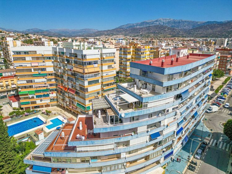 Apartment | Resale in Torre del Mar in Torre del Mar, Costa del Sol - Photo 3