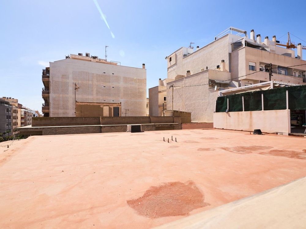 Apartment | Resale in Torrevieja in Torrevieja, Costa Blanca - Main property photo